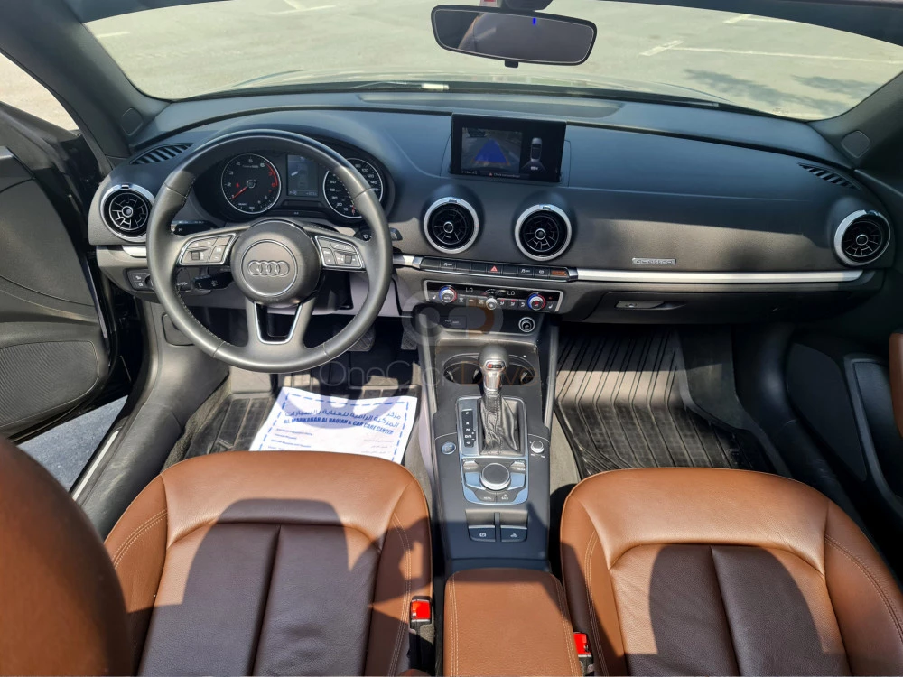 zwart Audi A3 Cabrio 2020 for rent in Dubai 3